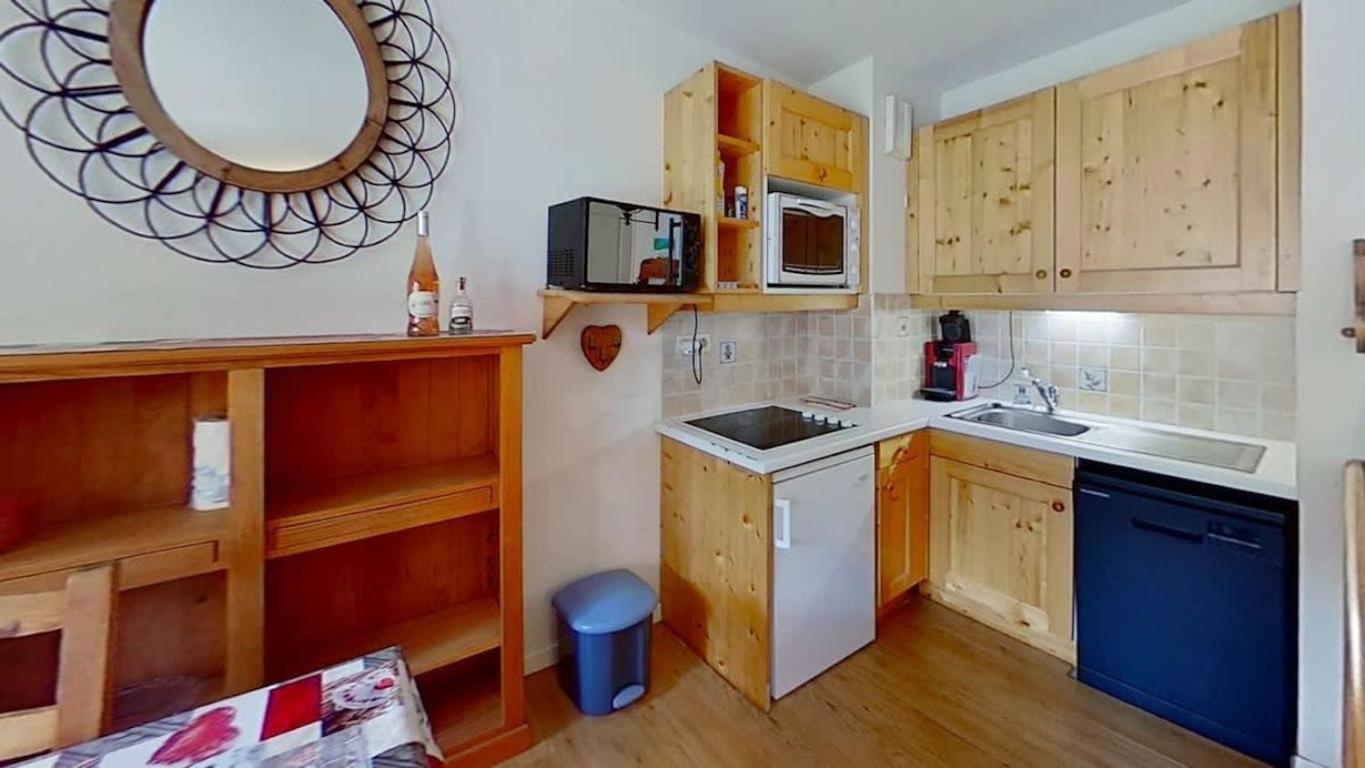 Casa-Amelie Terrace With View And Parking Apartment Vars  Bagian luar foto